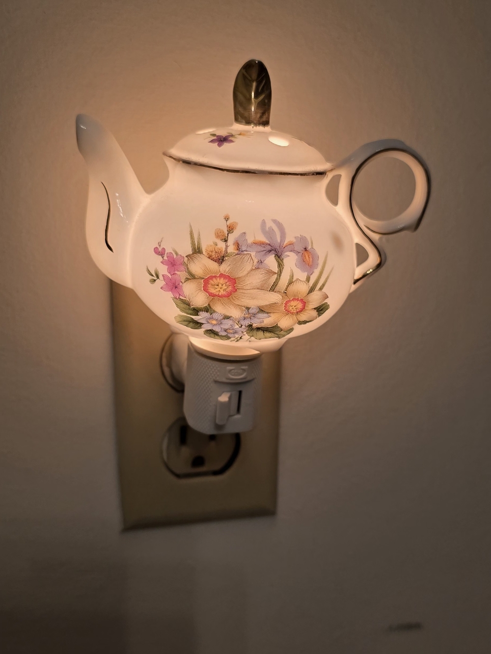 Porcelain Floral Teapot Night Light - White with Pastel Florals